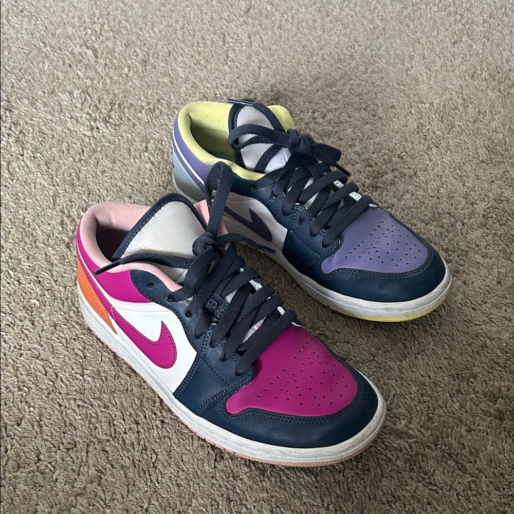 Nike Air Jordan Mismatched Low-Top